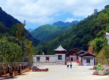 龙腾峡勇士乐园、林阳寺祈福汽车一日游