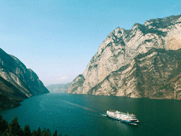 A1至尊优品：武汉黄鹤楼、长江三峡、重庆市内游双飞5日（黄金五星游轮福建拼团）