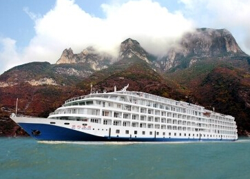 A1至尊优品：武汉黄鹤楼、长江三峡、重庆市内游双飞5日（黄金五星游轮福建拼团）