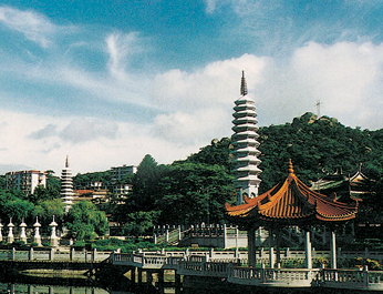 厦门（鼓浪屿）、永定（高北村）土楼双动二日游