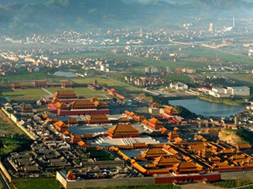 【深度横店】-夜宿乌镇、情迷西塘、杭州西溪西湖+横店4日游