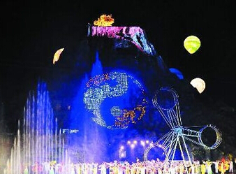 横店影视城、梦幻谷（双动车）2日游