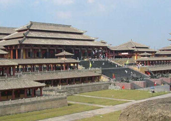 横店影视城、梦幻谷、东阳中国木雕城(双动车)3日游